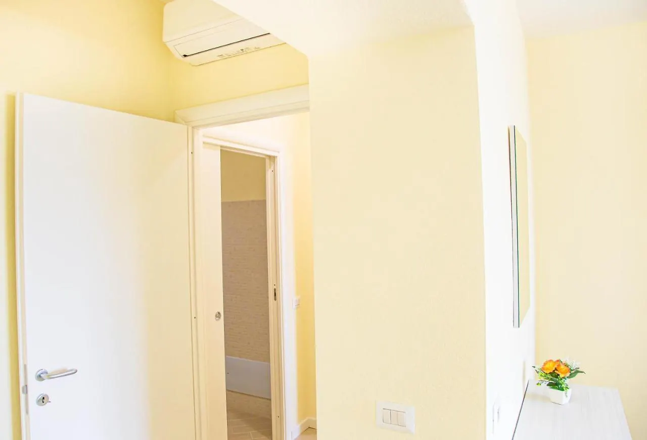 Casa Dafne, In Centro, A Due Passi Dal Mare, A/C Appartement Cala Gonone